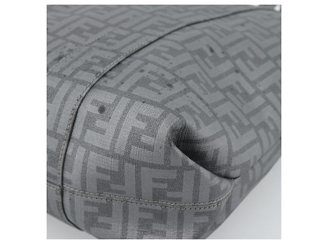 FENDI Borsa a mano Mamma Baguette in tela Zucca PVC Grigio Argento Auth 185974 Marrone - vista 16