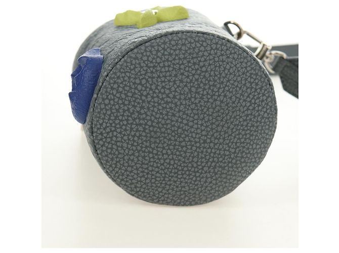 LOUIS VUITTON Taurillon Clemence Climbing Chalk Nano Bag M81572 Auth 185487SAM Marrone - vista 5