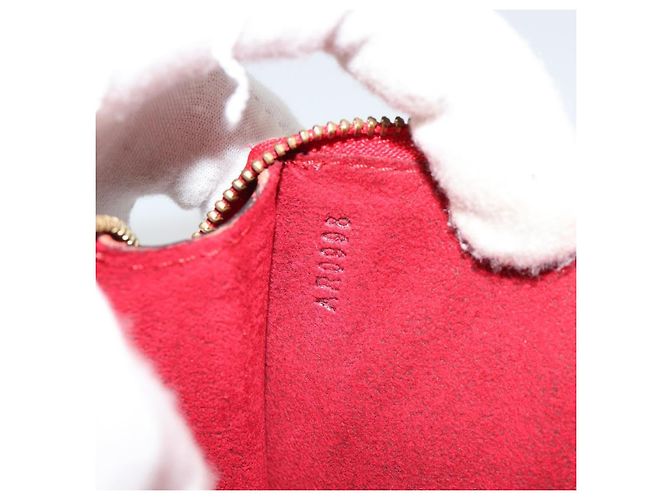 LOUIS VUITTON Epi Pochette Accessoires Cartera Roja M52947 LV Auth 184334 - vista 12