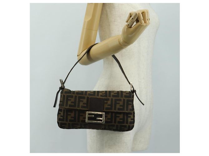 FENDI Zucca Canvas Mamma Baguette Shoulder Bag Black Brown Auth 186044SAM Marrone Nero - vista 28