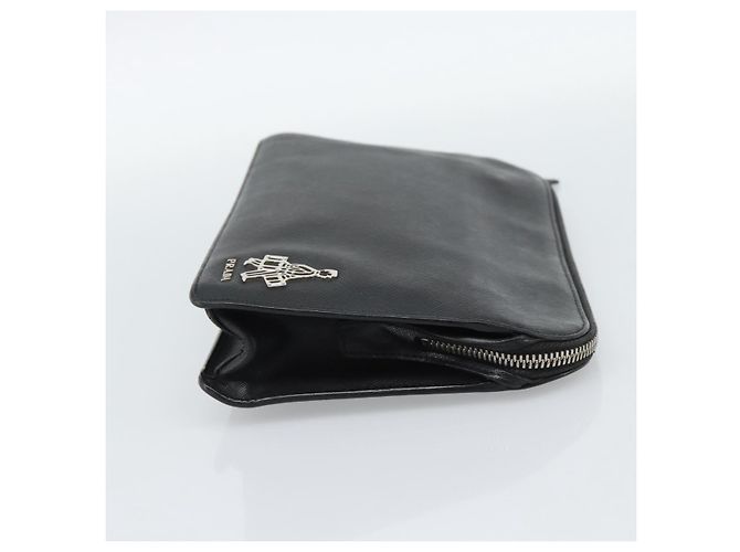 Clutch PRADA in pelle nera con dettagli argento Auth ka4774 Nero - vista 4