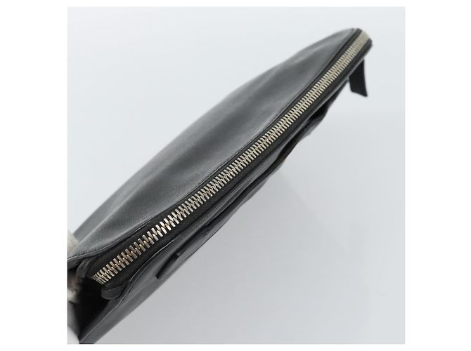 Clutch PRADA in pelle nera con dettagli argento Auth ka4774 Nero - vista 5