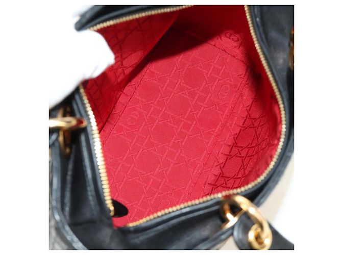 Borsa Christian Dior Canage Lady Dior in pelle di agnello nera e oro Auth 185302M Nero D'oro - vista 10