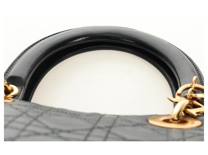 Borsa Christian Dior Canage Lady Dior in pelle di agnello nera e oro Auth 185302M Nero D'oro - vista 14