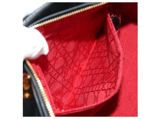 Borsa Christian Dior Canage Lady Dior in pelle di agnello nera e oro Auth 185302M Nero D'oro - vista 23