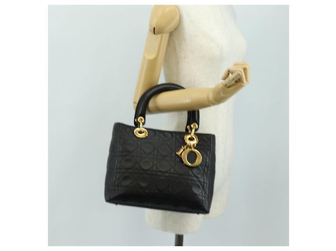 Borsa Christian Dior Canage Lady Dior in pelle di agnello nera e oro Auth 185302M Nero D'oro - vista 24