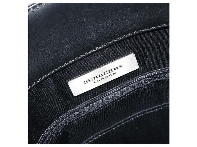 Borsa Tote BURBERRY in pelle nera con dettagli argento Auth 187340 Nero - vista 10