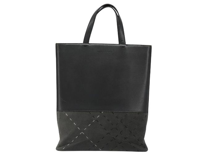 Borsa Tote BURBERRY in pelle nera con dettagli argento Auth 187340 Nero - vista 13