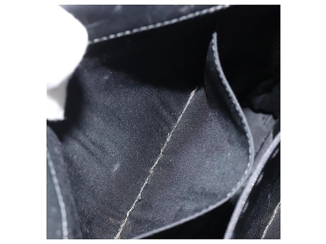 Borsa Tote BURBERRY in pelle nera con dettagli argento Auth 187340 Nero - vista 20