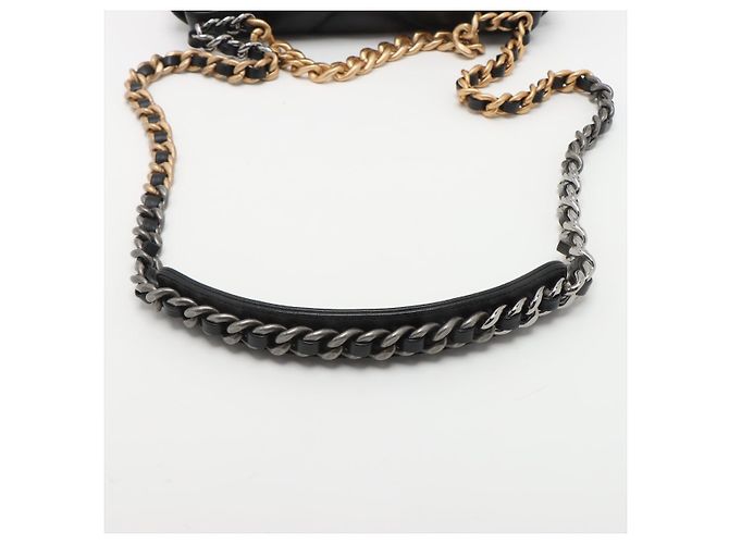 CHANEL 19 Medium gesteppte Lammleder Handtasche Schwarz - Ansicht 7