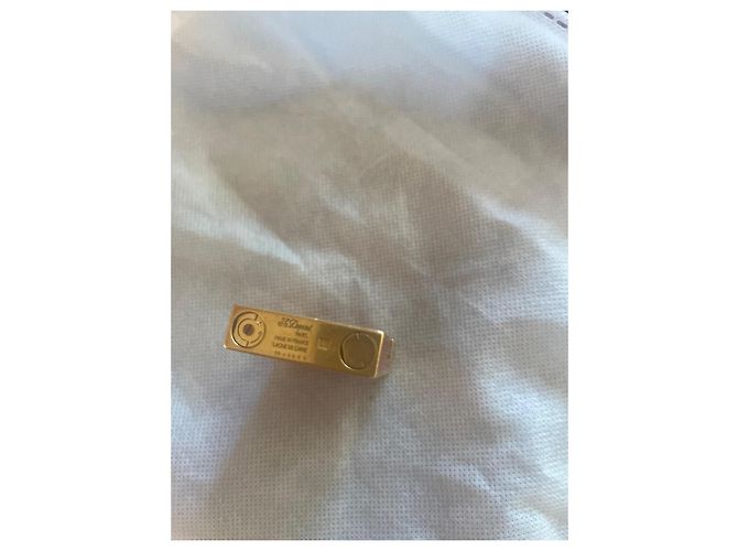 Autre Marque S.T. Dupont Lighter Serial Number 19JGA61 Red Golden - view 3