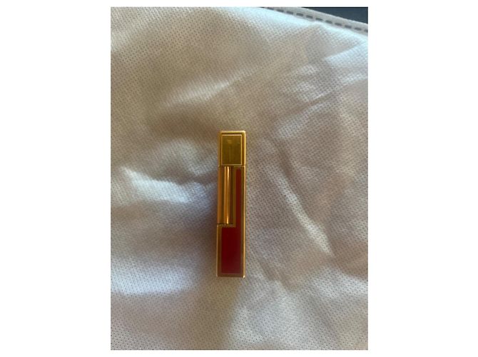 Autre Marque S.T. Dupont Lighter Serial Number 19JGA61 Red Golden - view 6