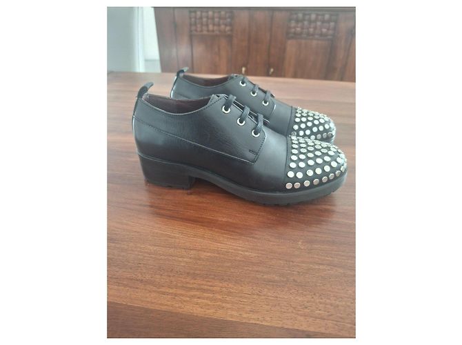 Autre Marque Scarpe stringate in pelle nera con borchie Nero - vista 5