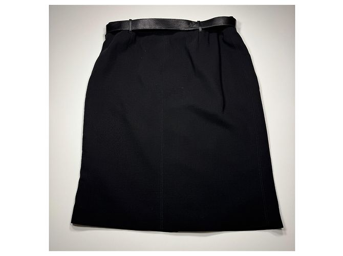 Autre Marque Armani Collezioni schwarzer Midirock mit Ledergürtel - Ansicht 5