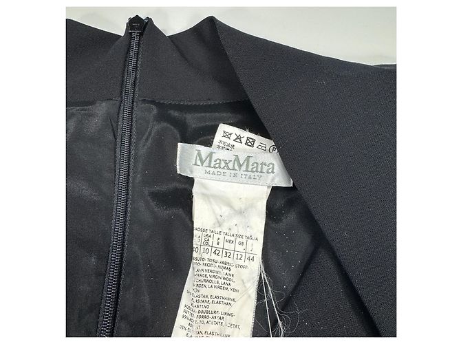 Max Mara Midi-Kleid mit V-Ausschnitt aus schwarzer Wollmischung - Ansicht 4