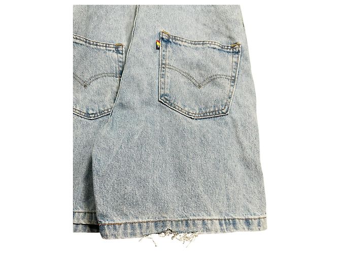 Levi's Pride Collection Salopette Corta in Denim Blu - vista 5