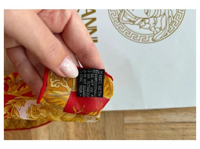 Versace Atelier Foulard in seta rosso e oro D'oro - vista 6