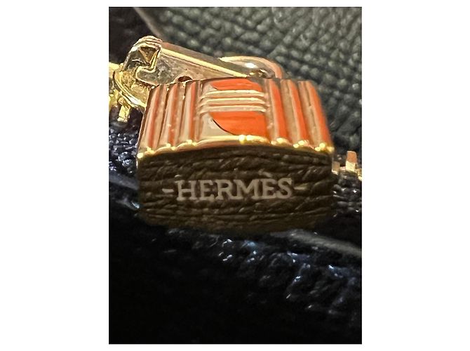 Hermès Kelly To Go Clutch in Vitello Epsom Nero - vista 17