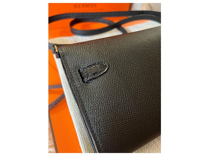 Hermès Kelly To Go Clutch in Vitello Epsom Nero - vista 9