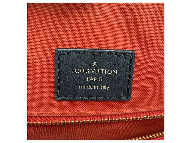 Borsa Tote Louis Vuitton Monogram Giant Reverse OnTheGo GM Marrone - vista 5