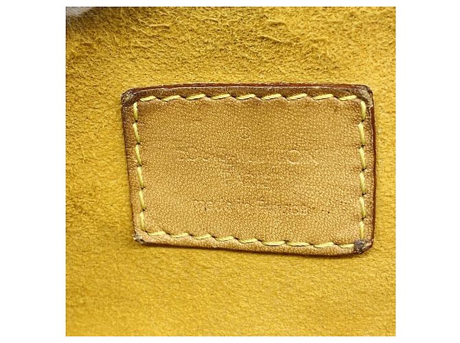 Borsa Louis Vuitton Monogram Pallas in Saffron D'oro - vista 5