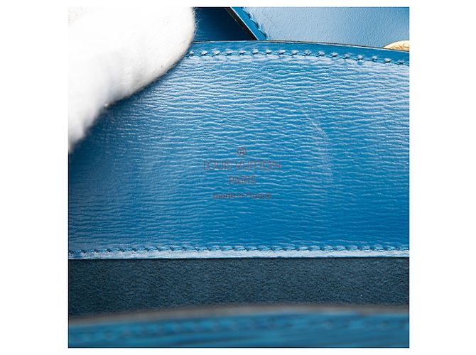 Louis Vuitton Blue Epi Cluny - vista 5