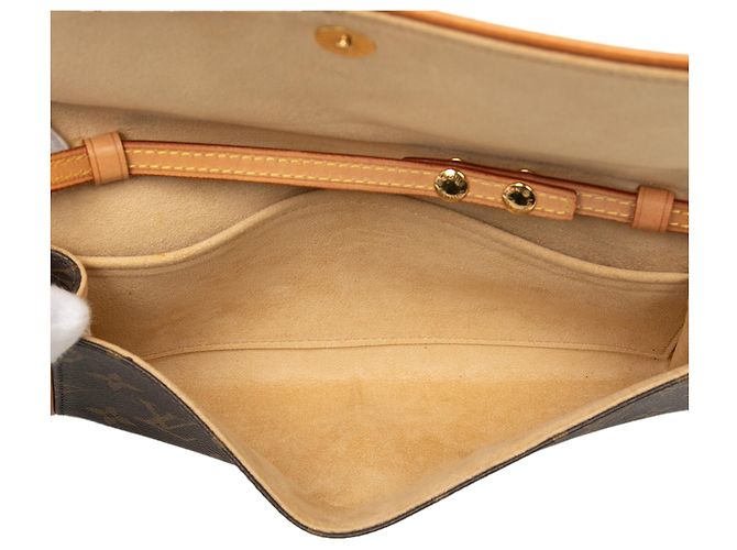 Louis Vuitton Pochette Twin GM Marrone Monogram - vista 4