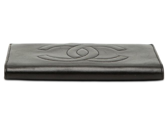 Carteira longa dobrável de pele de cordeiro preta com CC Chanel Preto - vista 3