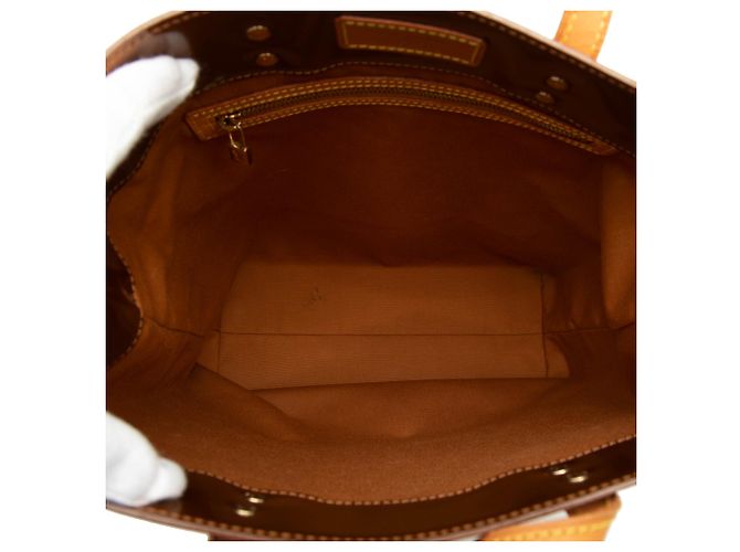 Louis Vuitton Marrone Monogram Vernis Reade MM Bronzo - vista 4