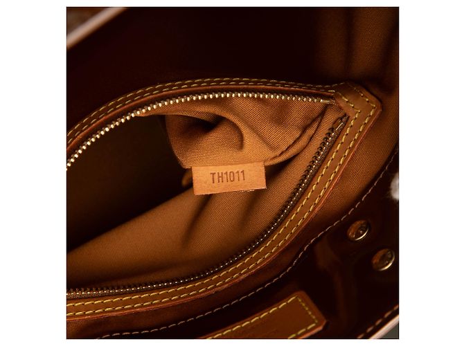 Louis Vuitton Marrone Monogram Vernis Reade MM Bronzo - vista 6