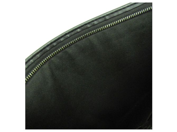 Pochette Voyage MM Monogram Eclipse Louis Vuitton Bolsa Clutch Monograma - vista 13