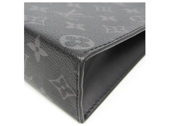 Pochette Voyage MM Monogram Eclipse Louis Vuitton Bolsa Clutch Monograma - vista 5