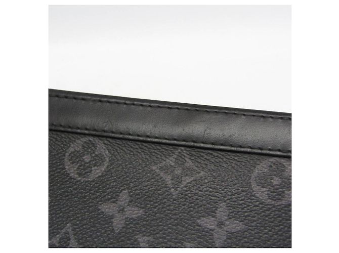 Pochette Voyage MM Monogram Eclipse Louis Vuitton Bolsa Clutch Monograma - vista 7