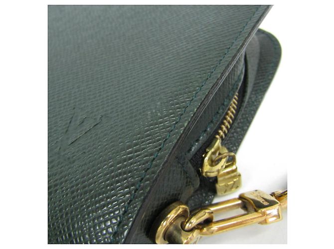 Clutch da uomo Louis Vuitton Taiga Baikal M30184 - vista 5