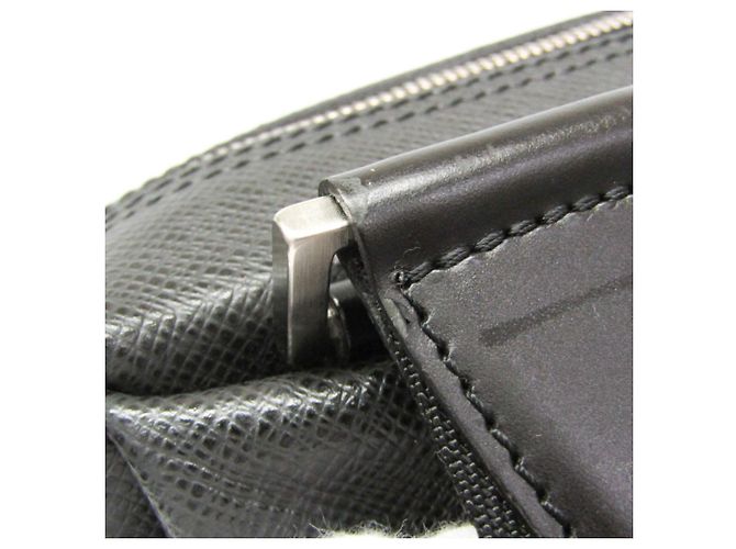 Borsa a tracolla Louis Vuitton Taiga Beluga da uomo Grigio - vista 9