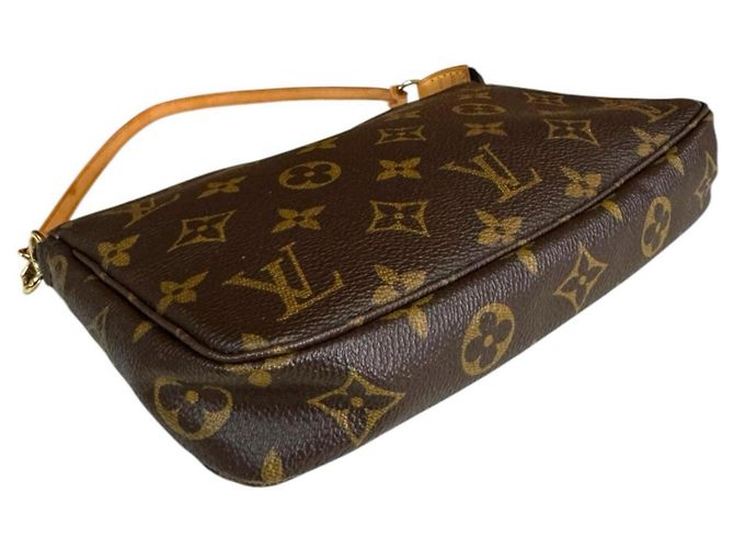 Borsa Louis Vuitton Pochette Accessoires Marrone - vista 6