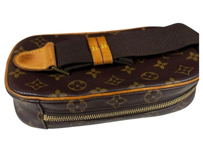 Zaino Louis Vuitton Pochette Gange Monogram Marrone - vista 11