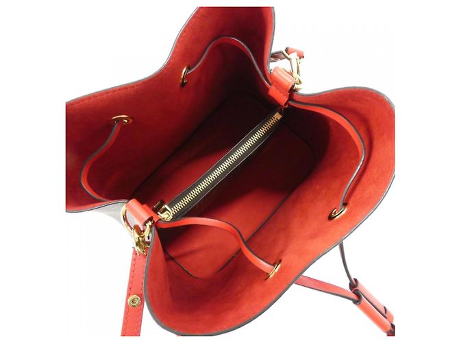 Néonoé Borsa a tracolla Louis Vuitton Monogram Neo Noe MM M44021 Marrone Rosso - vista 8