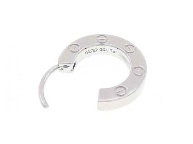 Orecchini Love di Cartier in oro bianco - vista 3
