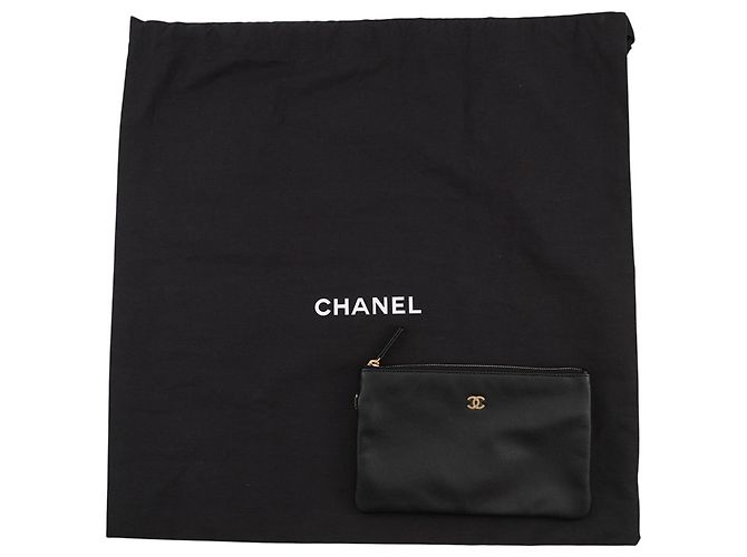Borsa a tracolla con catena in pelle di vitello martellata nera Chanel Nero - vista 13