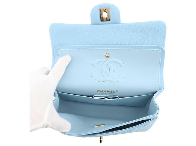 Borsa Chanel in pelle di vitello martellata azzurro cielo Blu chiaro - vista 7
