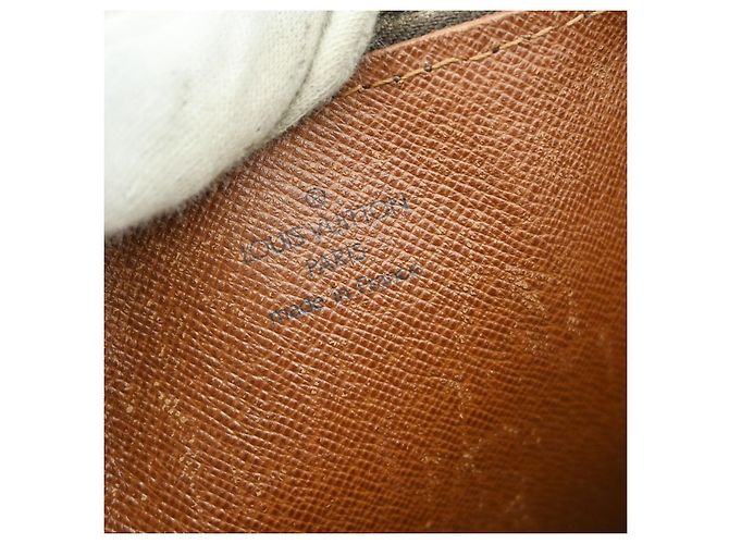Louis Vuitton Papillon Monogram Canvas 26 Marrone - vista 4