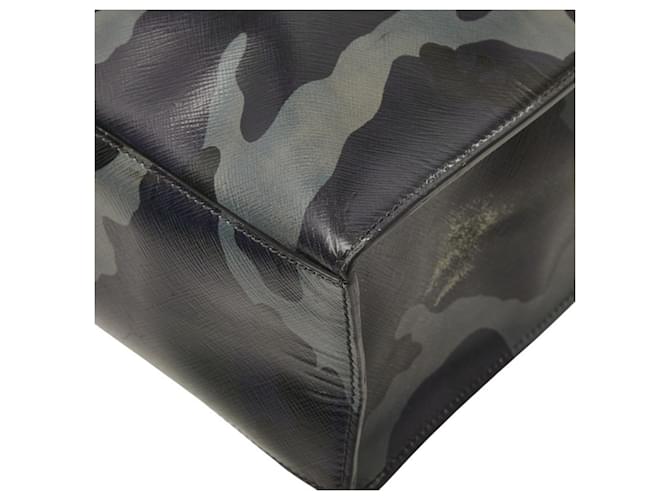 Borsa Prada Triangle Logo Plate Camouflage Marrone Nero Porpora - vista 4