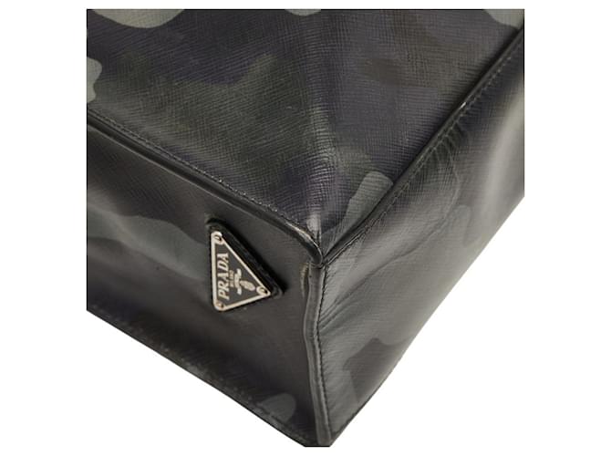 Borsa Prada Triangle Logo Plate Camouflage Marrone Nero Porpora - vista 5