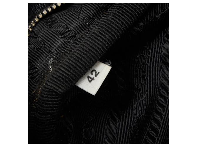 Borsa a tracolla con placca logo Triangle Prada Nero - vista 6