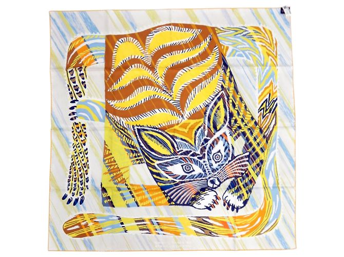 Silk In Hermès Hermes Carre 90 Double Face LE CHAT CARRE Sciarpa in seta Multicolore Giallo - vista 3