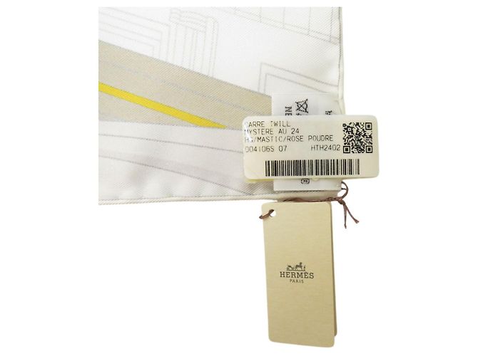 Silk In Hermès Foulard in seta Hermes Carre 90 MYSTERE AU 24 Multicolore Beige - vista 6