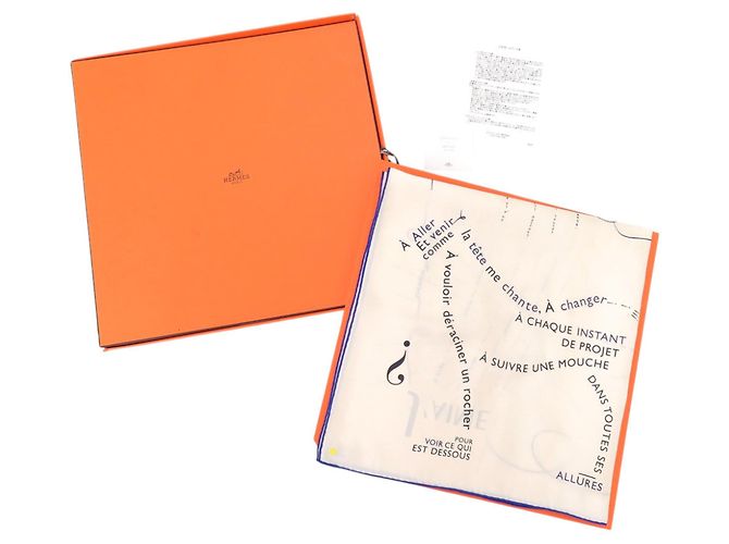 Silk In Hermès Hermes Seidentuch in Blau und Elfenbein Roh - Ansicht 2