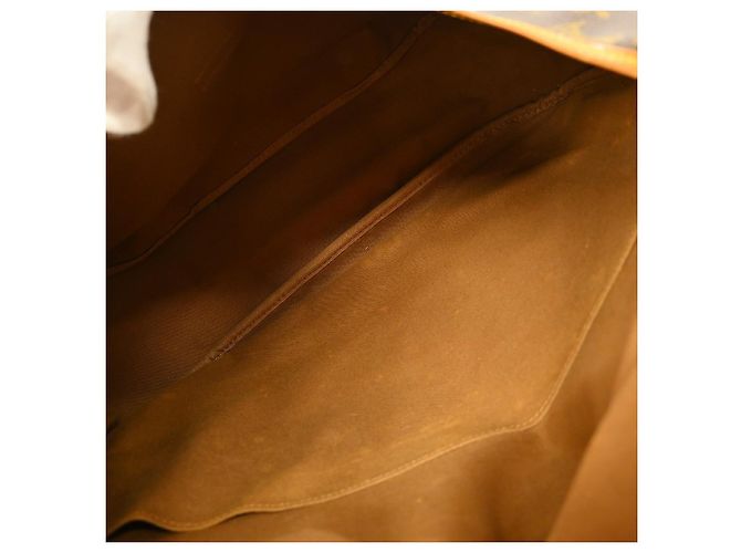 Louis Vuitton Saumur Monogram Canvas 43 Castaño - vista 3