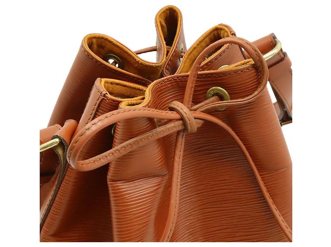 Borsa a Spalla Louis Vuitton Epi Petit Noe Marrone - vista 4